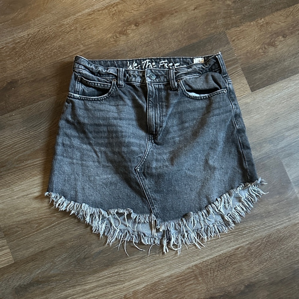 Frayed Hem Denim Skirt size 29 - Picture 1 of 5